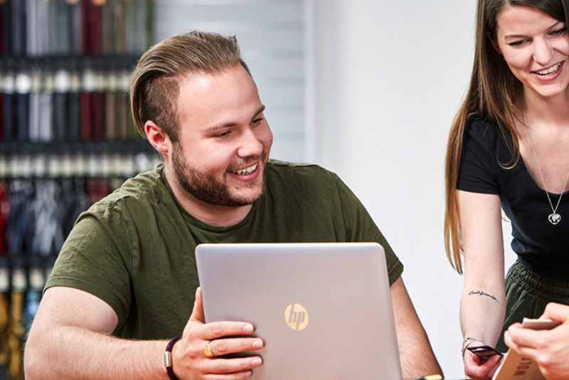Jan aus eCommerce bei WOLTERS